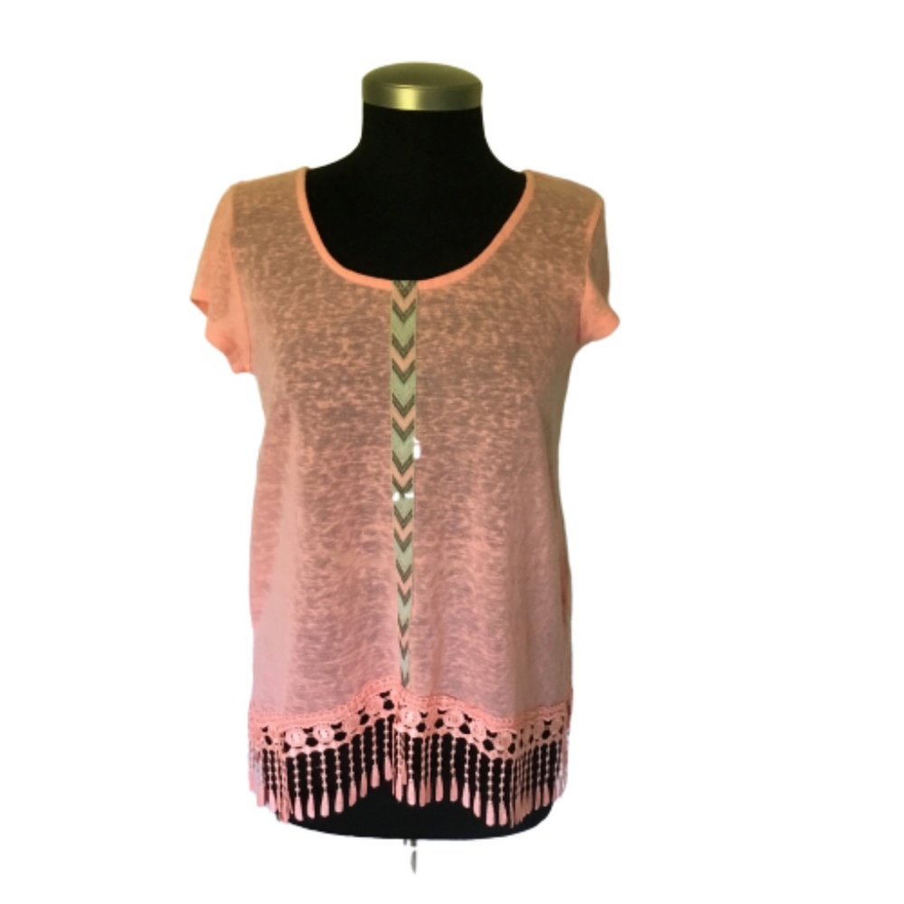 Maurices Embroidered TeeSize Medium